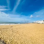 Modern - Avenida Mar 1 - 150 Mts Da Quarteira