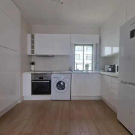 Avenida Mar 1 - Ar-condicionado, Wifi E 200mts Da Apartment *