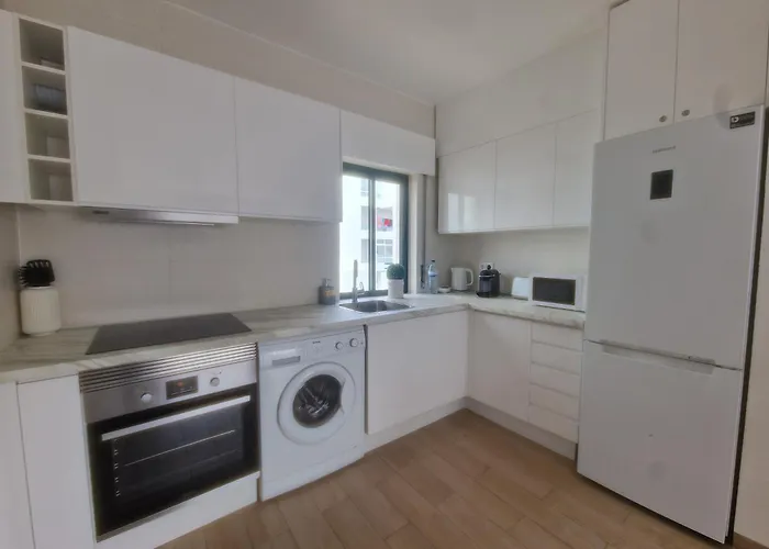 Modern - Avenida Mar 1 - 150 Mts Da