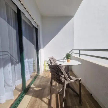 Avenida Mar 1 - Ar-condicionado, Wifi E 200mts Da Апартаменты
