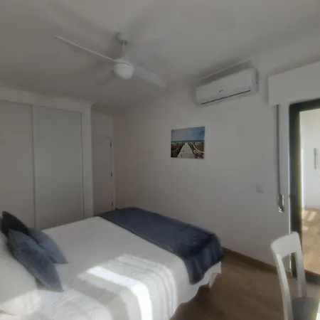 Avenida Mar 1 - Ar-condicionado, Wifi E 200mts Da Апартаменты *